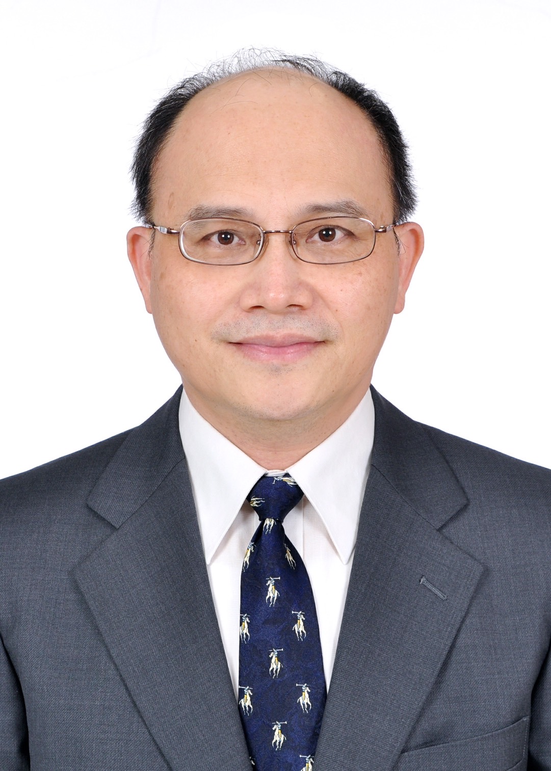 亓樂義大頭照