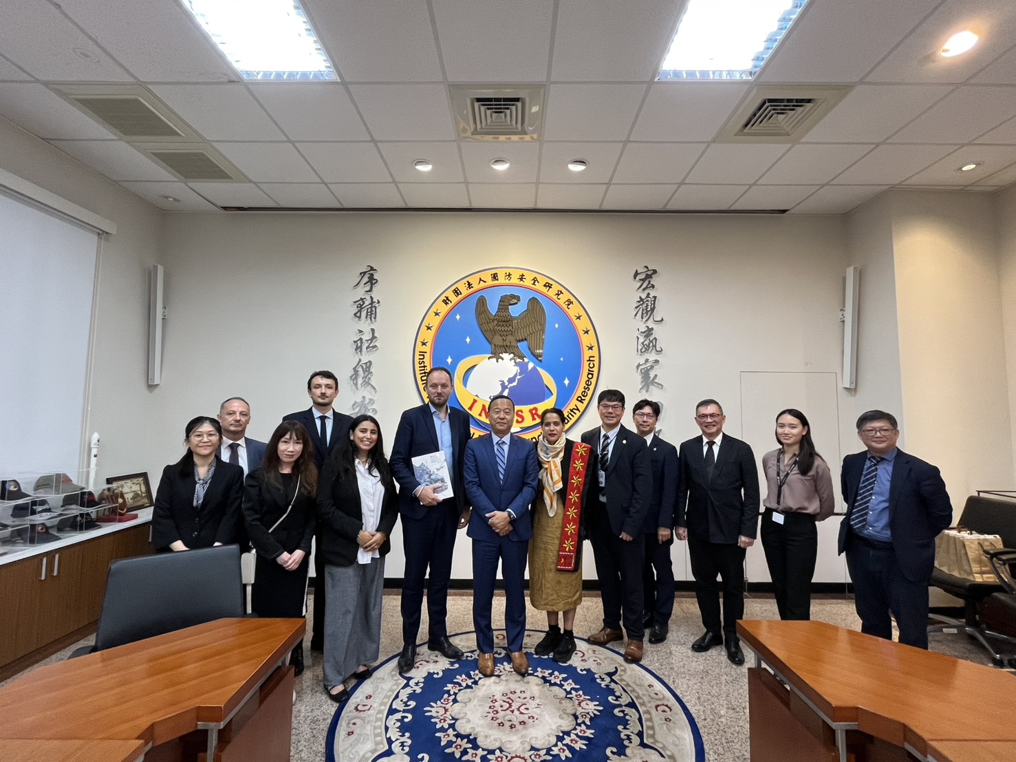 法國國民議會外交委員會書記訪團蒞臨本院