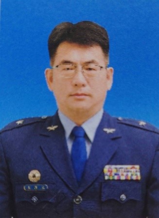 王自立