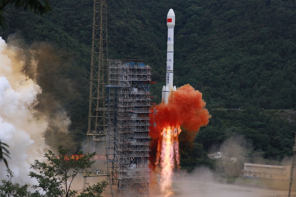 中國衛星